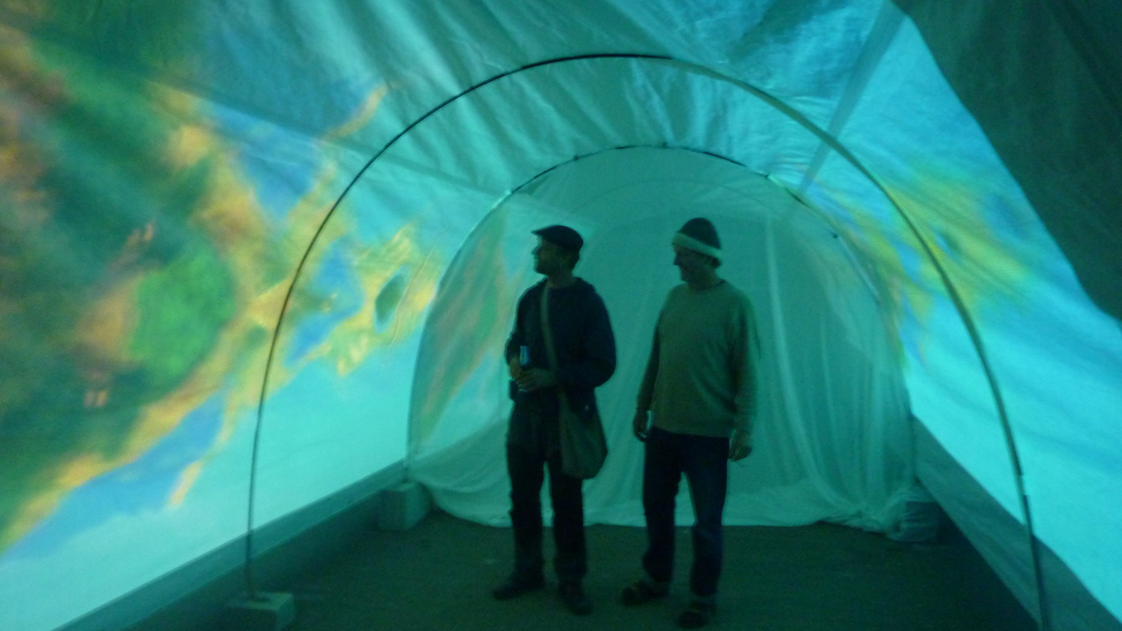 Videoinstallation im Tunnel bei den Ateliertagen Sulzburg/Laufen 2016