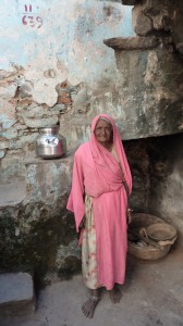 alte Frau in Rajasthan